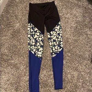 aeropostale leggings size xs blue with pattern